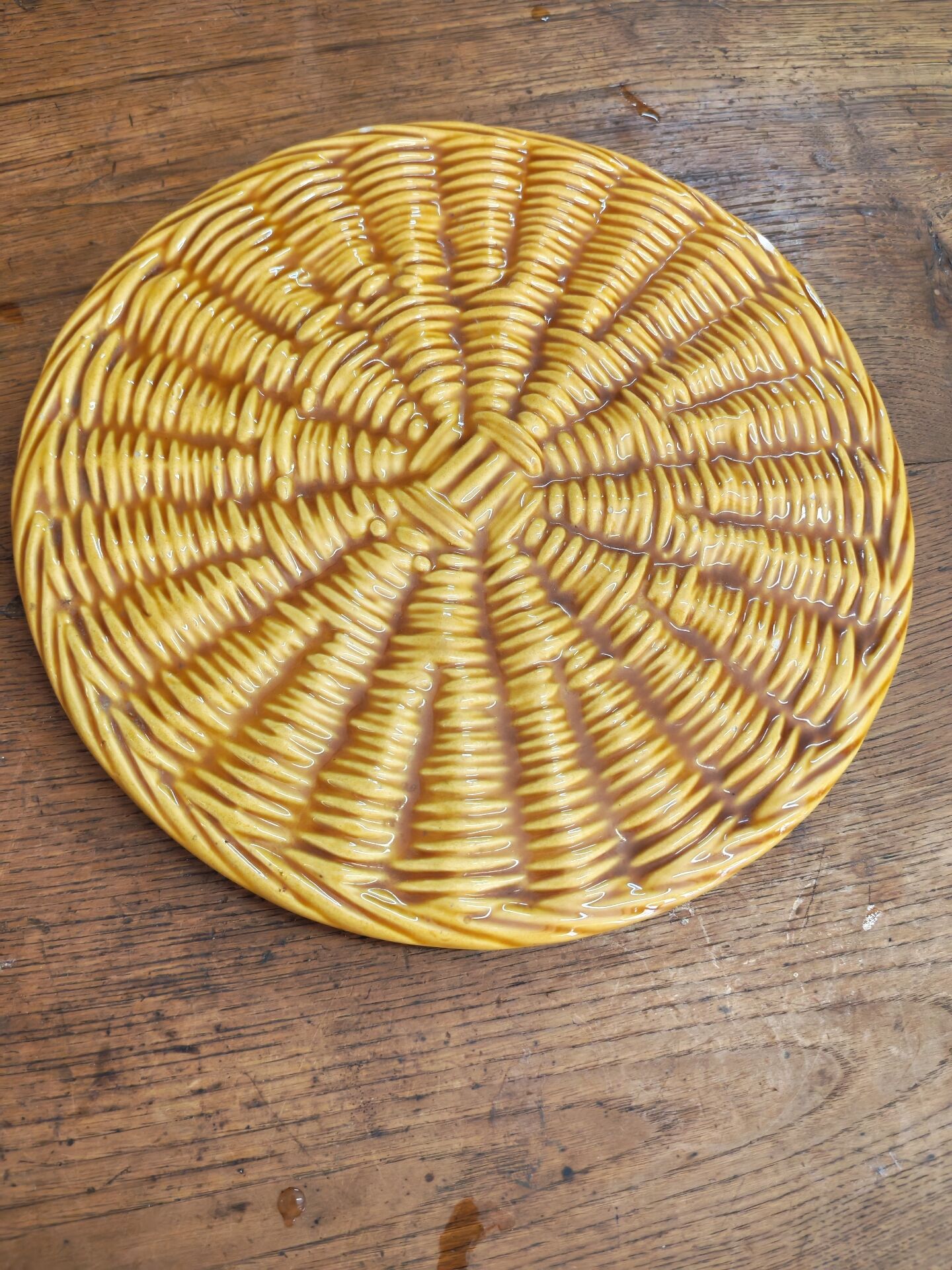 Vallauris slipware dish with woven basket decoration