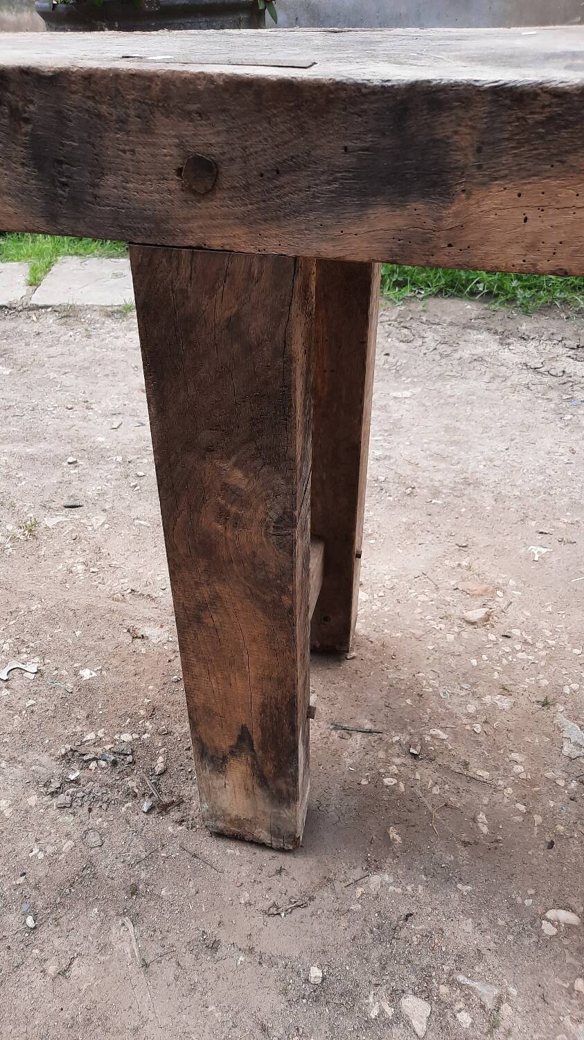Carpenter's workbench
