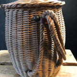 Wicker pan and vintage rope
