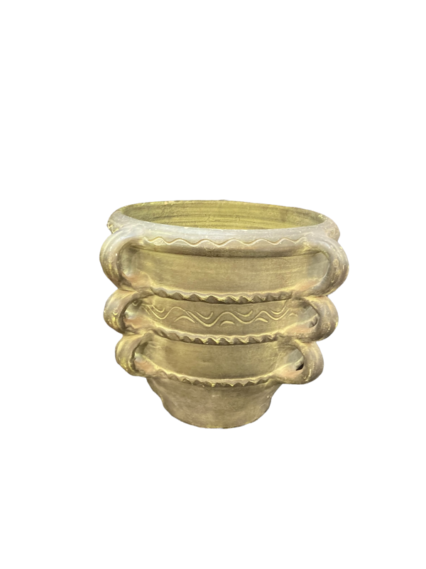 Cache pot en terre cuite patine bronze