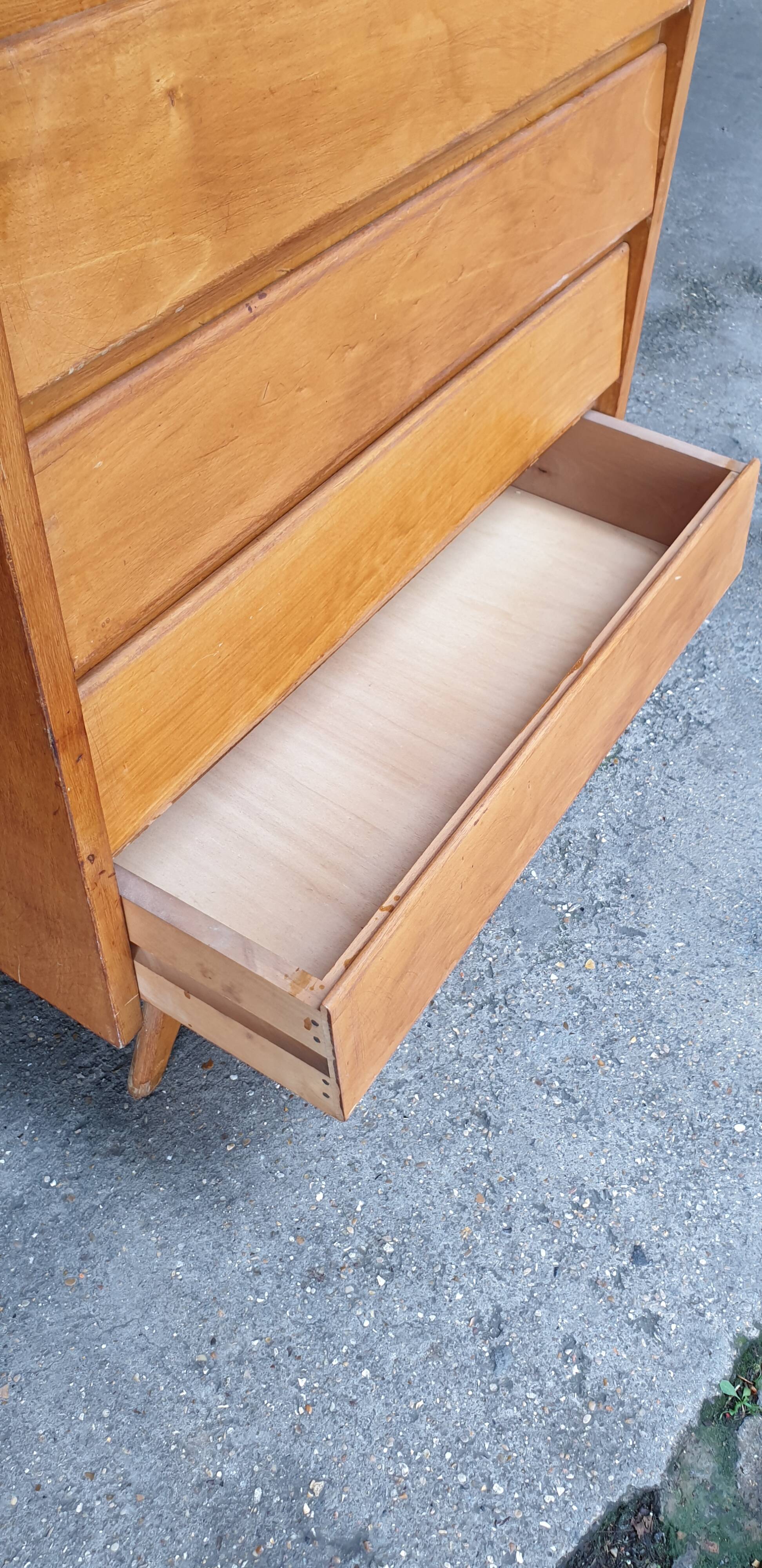 Sixties chest of 4 drawers