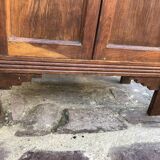 Armoire parisienne