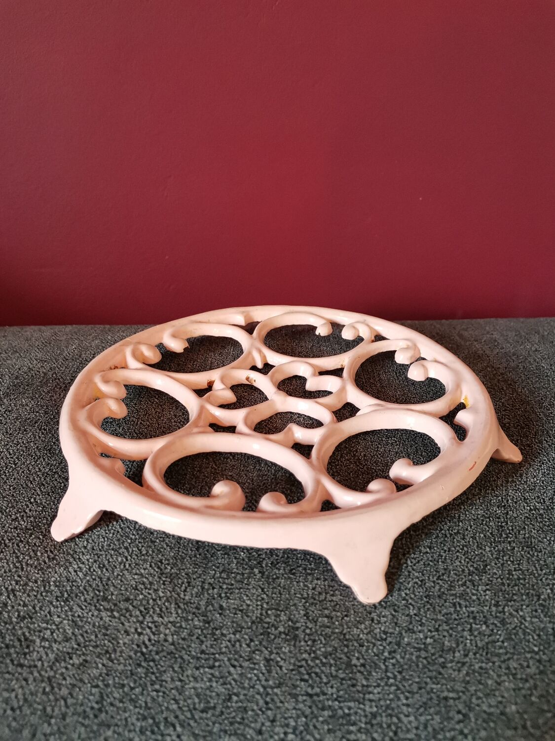 Cast iron pink underplate
