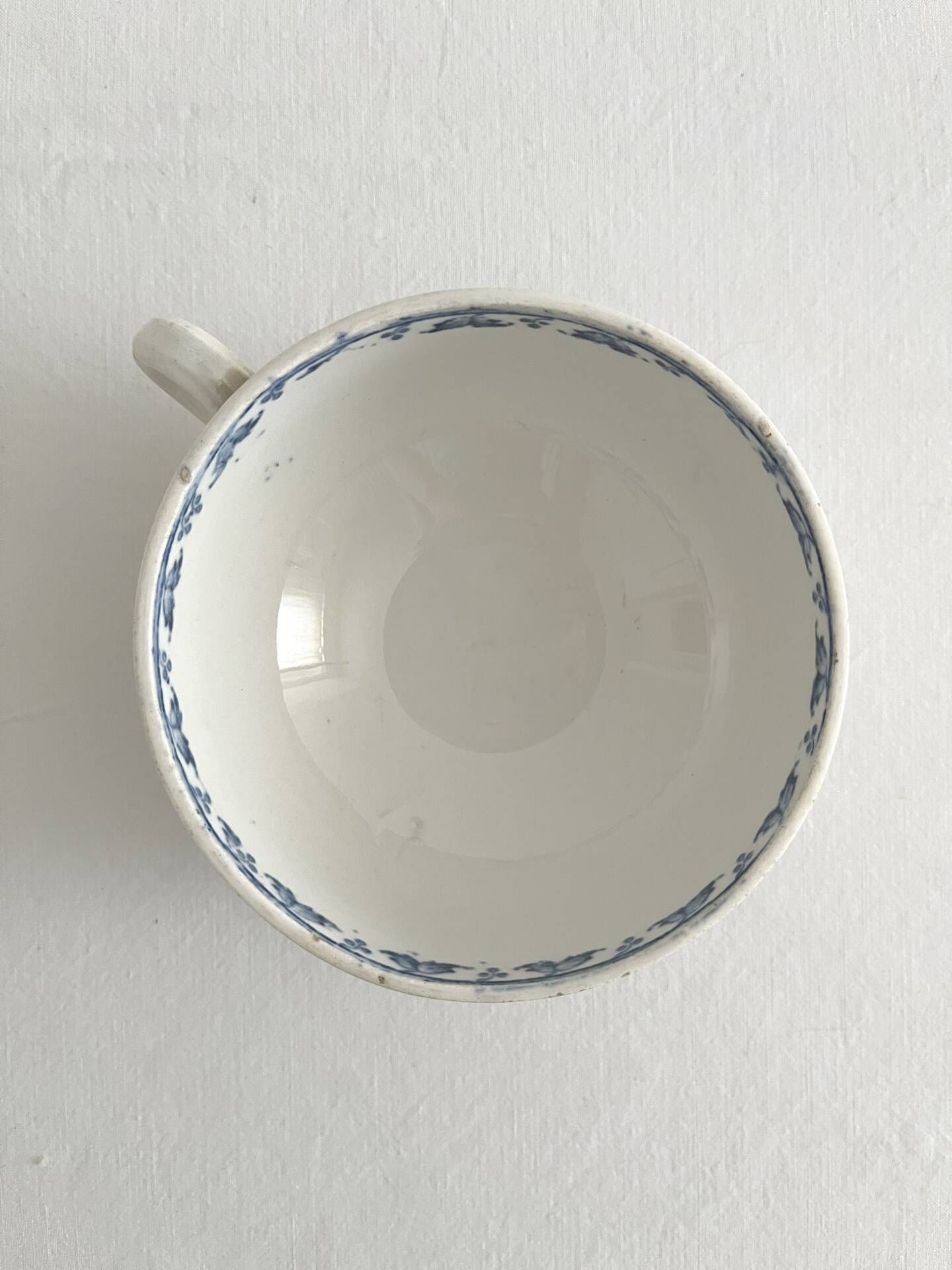 Antique ironstone cup "Carmen" Sarreguemines