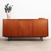 Buffet en teck, design danois, années 1970, production : Danemark