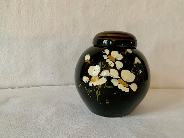 Old black ceramic ginger pot / Vintage Chinese ceramic 1950 / Art deco