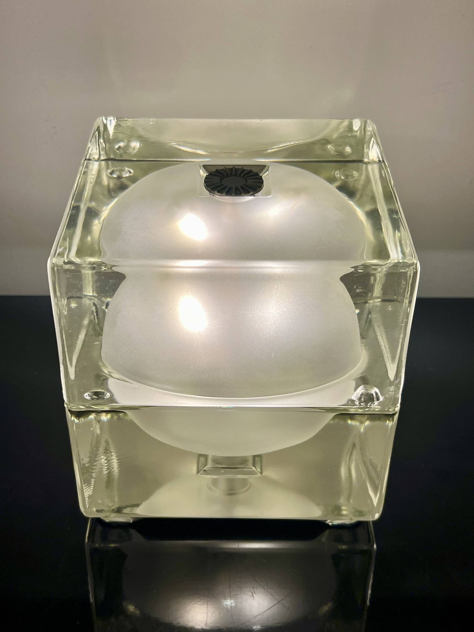"Cubosfera" Table Lamp By Alessandro Mendini For Fidenza Vetraria, 1968