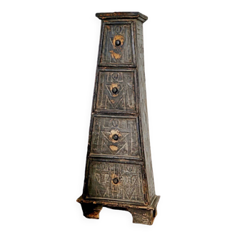 AFRICA Trapeze Furniture