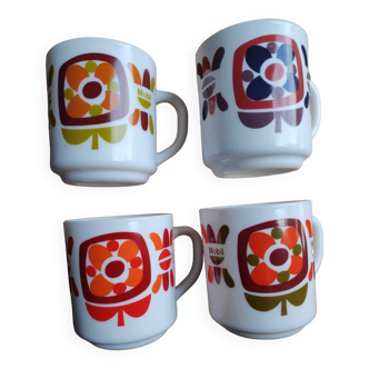 Set of 4 Arcopal Mobil mugs