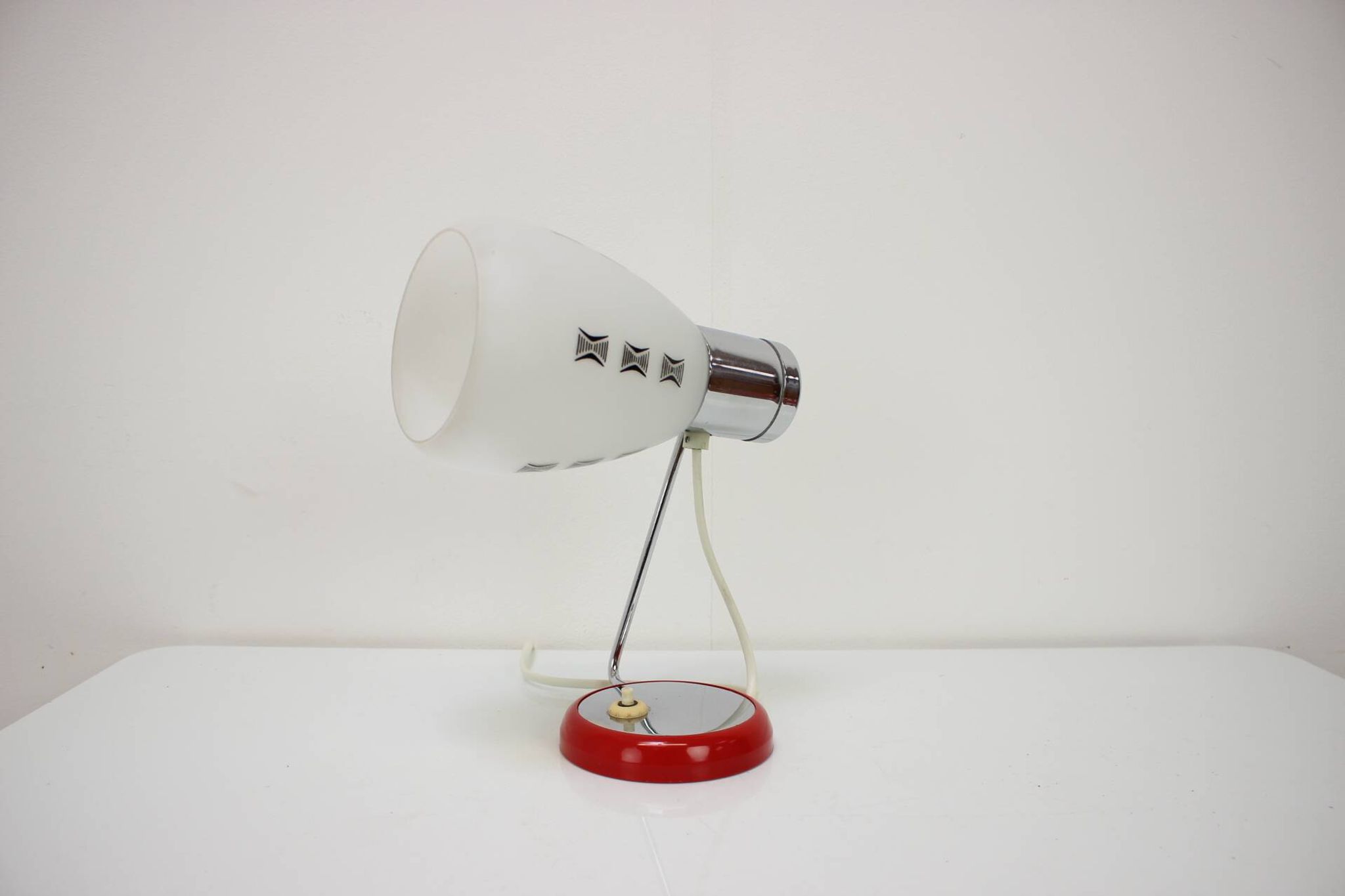 Lampe de table du milieu du siècle par Napako, années 1960, Tchécoslovaquie