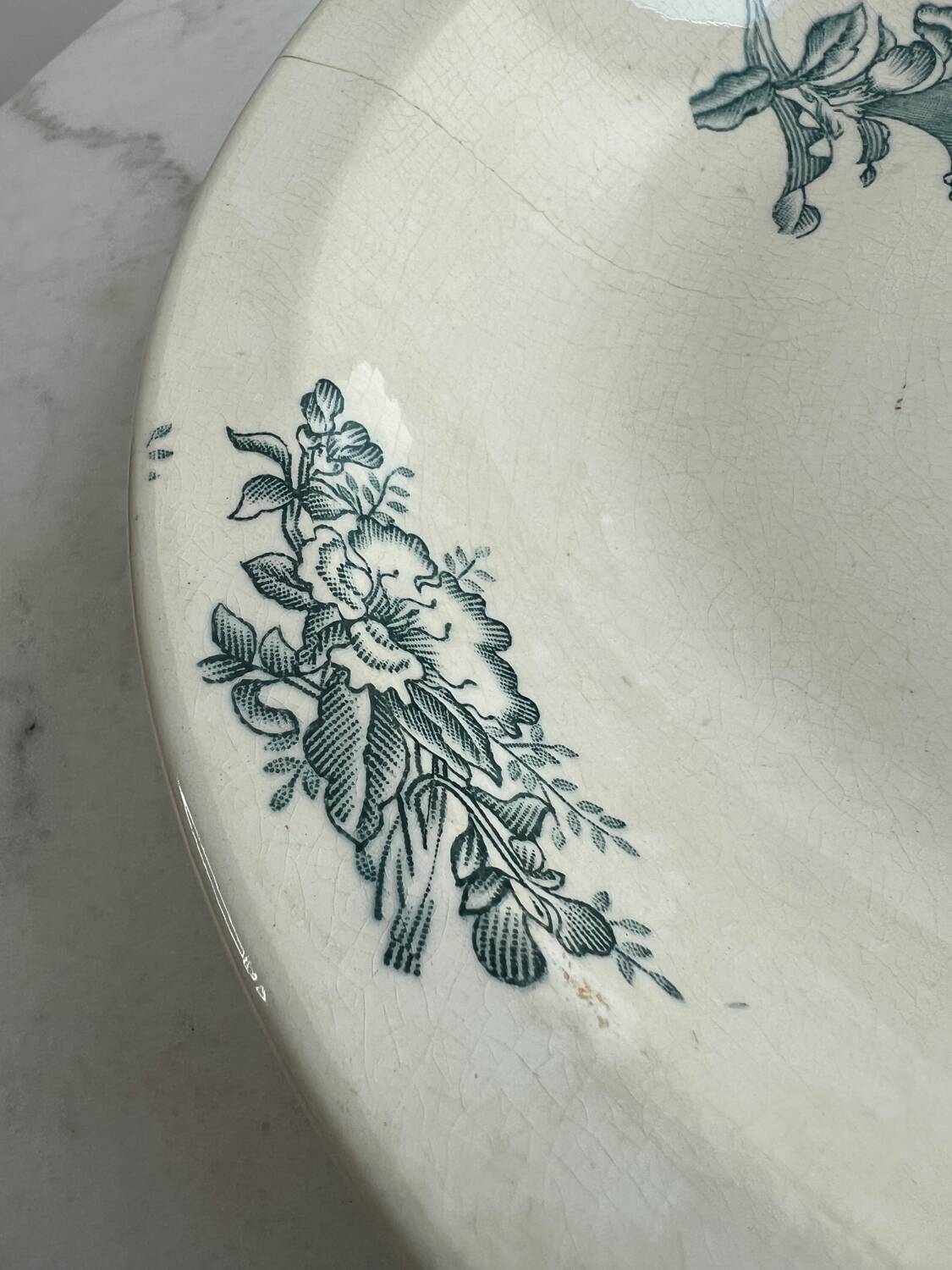 Large salad bowl with floral decoration Givor