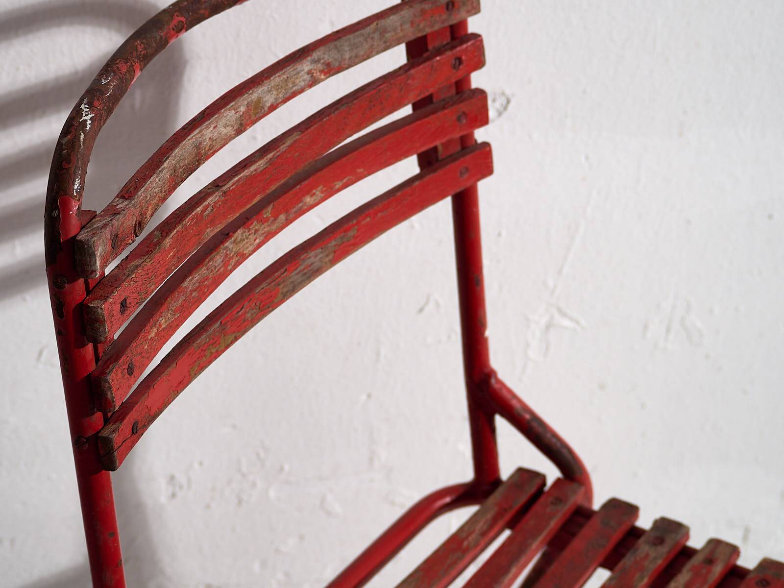 Antique red garden chairs (c.1920). Set of 4 pieces #37