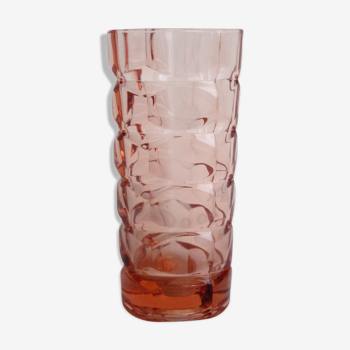 Chiseled glass vase rose