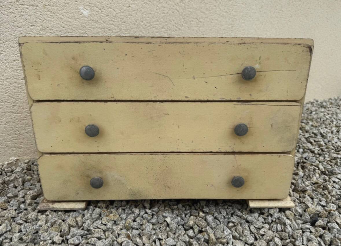 Petit meuble vintage