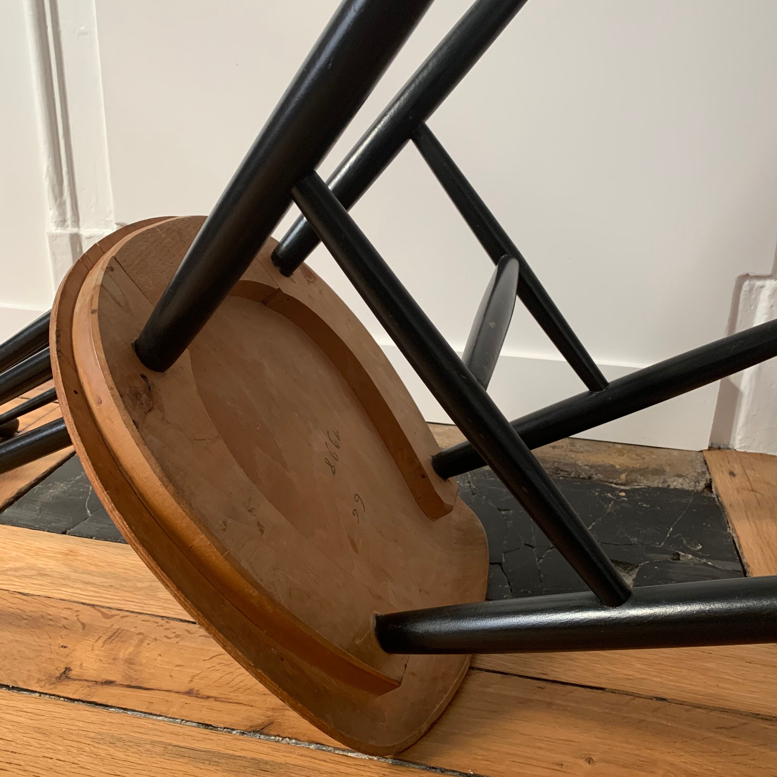 Chaise d'Ilmari Tapiovaara 1960