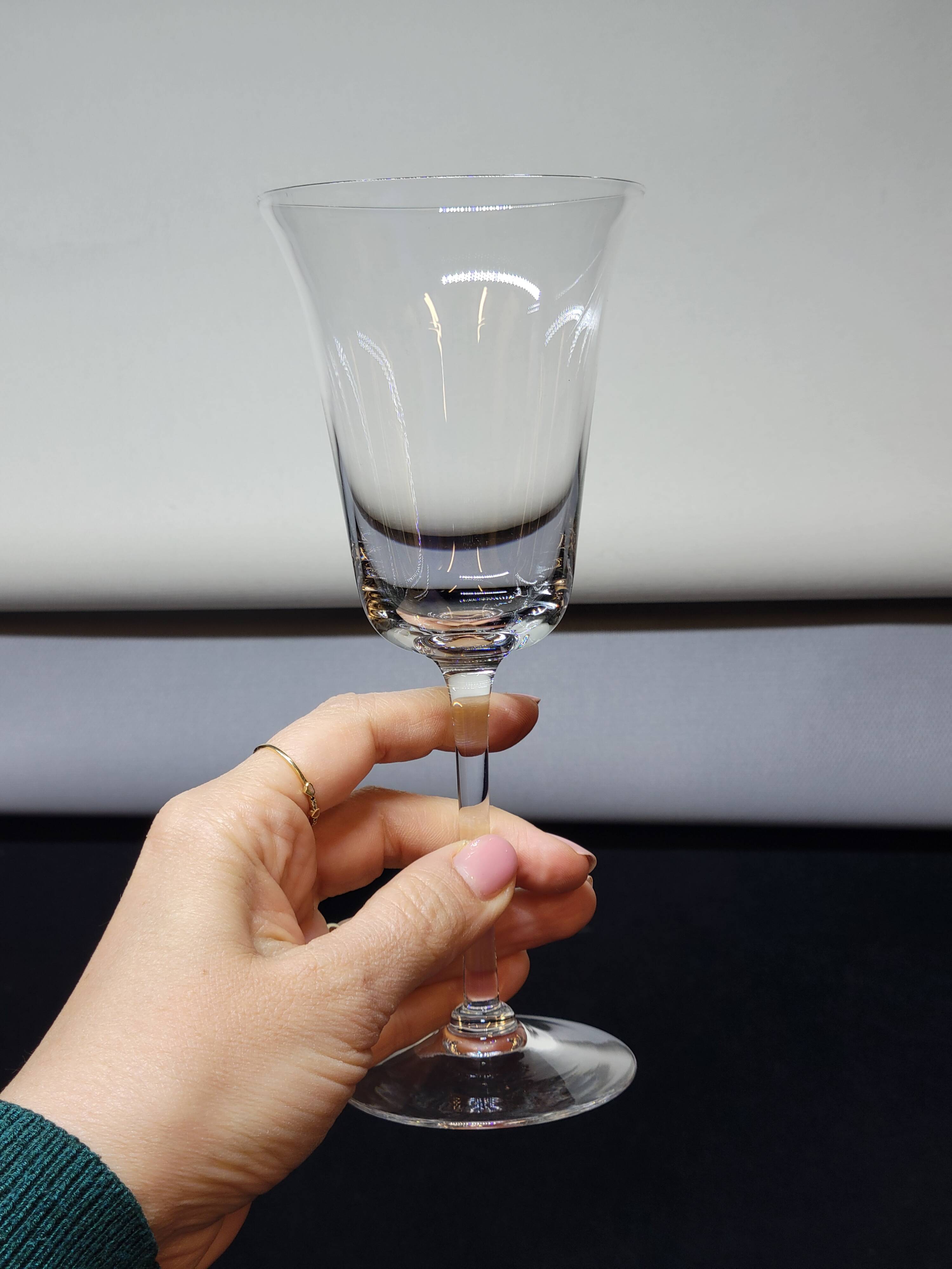 7 Fine Crystal Stemmed Wine or Water Glasses - Baccarat? / Saint Louis?