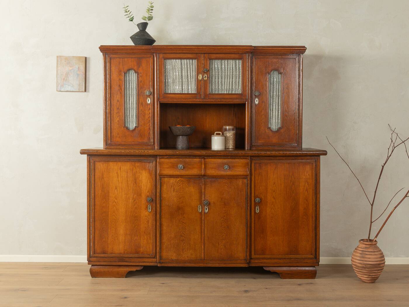 Wonderful two-piece kitchen cabinet from the 1920s