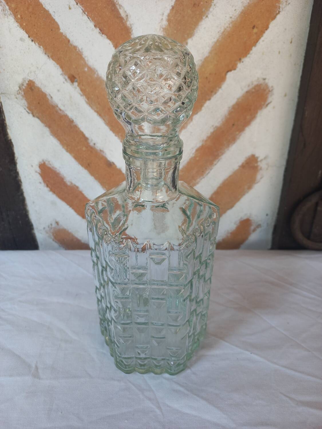 Hexagonal glass carafe