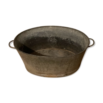Vintage zinc basin