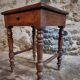 Antique French side table in walnut – 19th century, Louis Philippe style, solid walnut table with drawer (1870–1900)