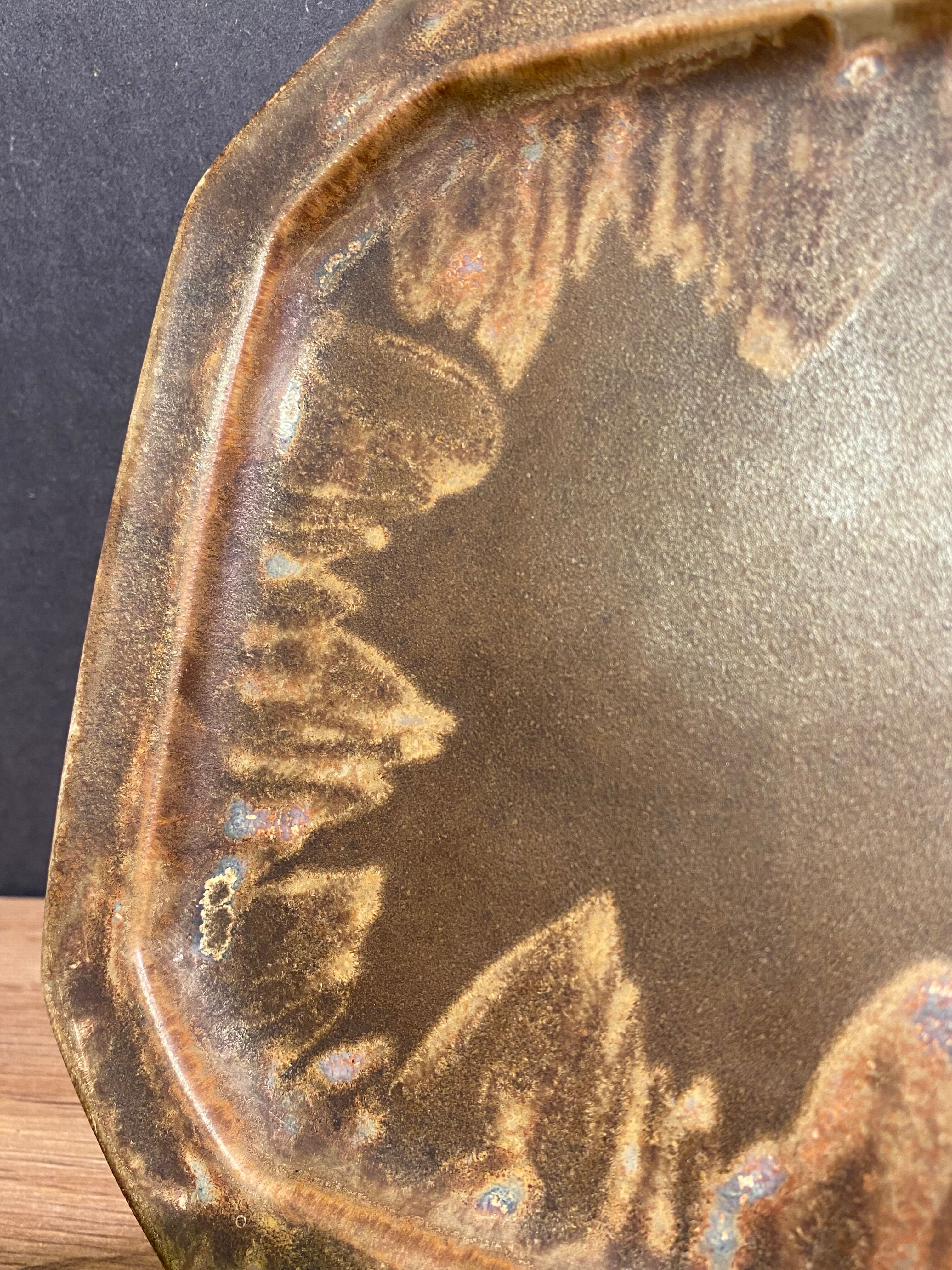 Plateau rectangulaire en céramique Art Déco signé Denbac