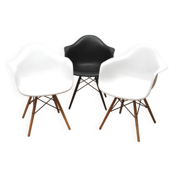 Suite of 3 designer chairs