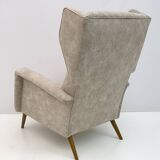 Pair of Gio Ponti Mid-Century Modern Italian Velvet "Alata" Lounge Chairs