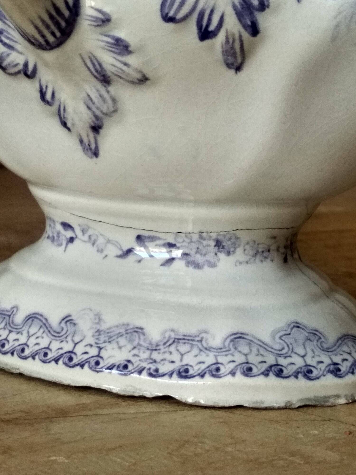 Iron earth gravy boat, Bouquet Creil & Montereau model, early 20th century