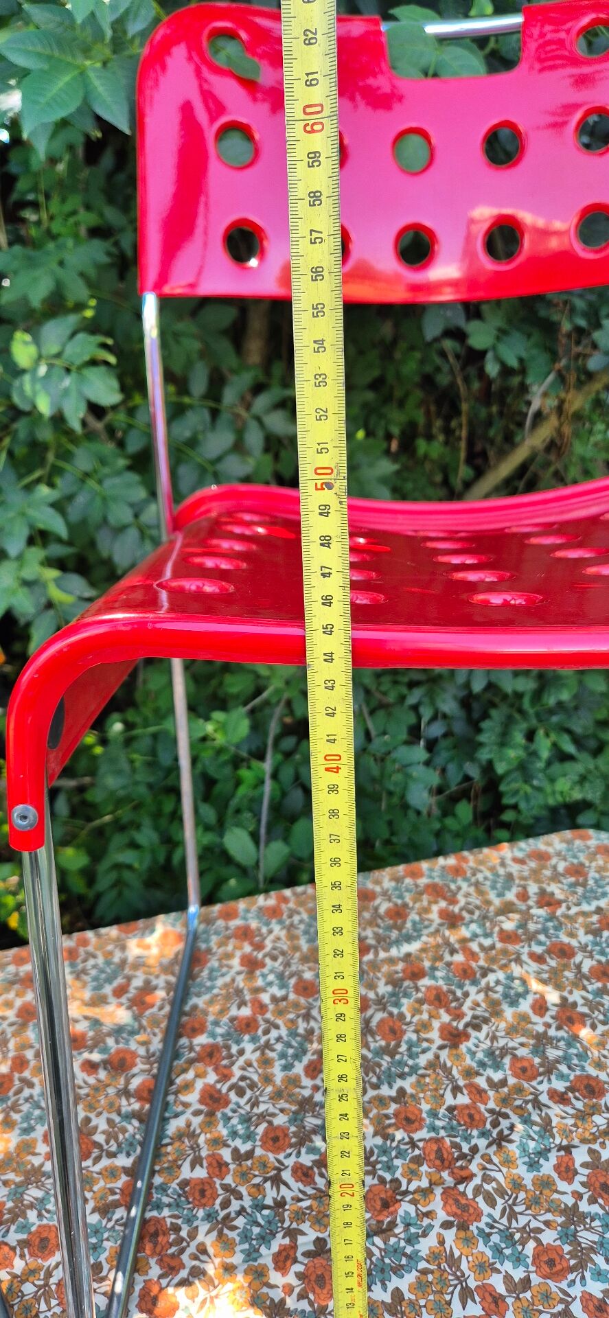 Omstak chair by Rodney Kinsman, vintage red metal.