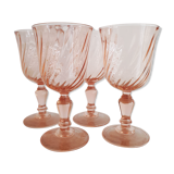 4 Roseline glasses on foot