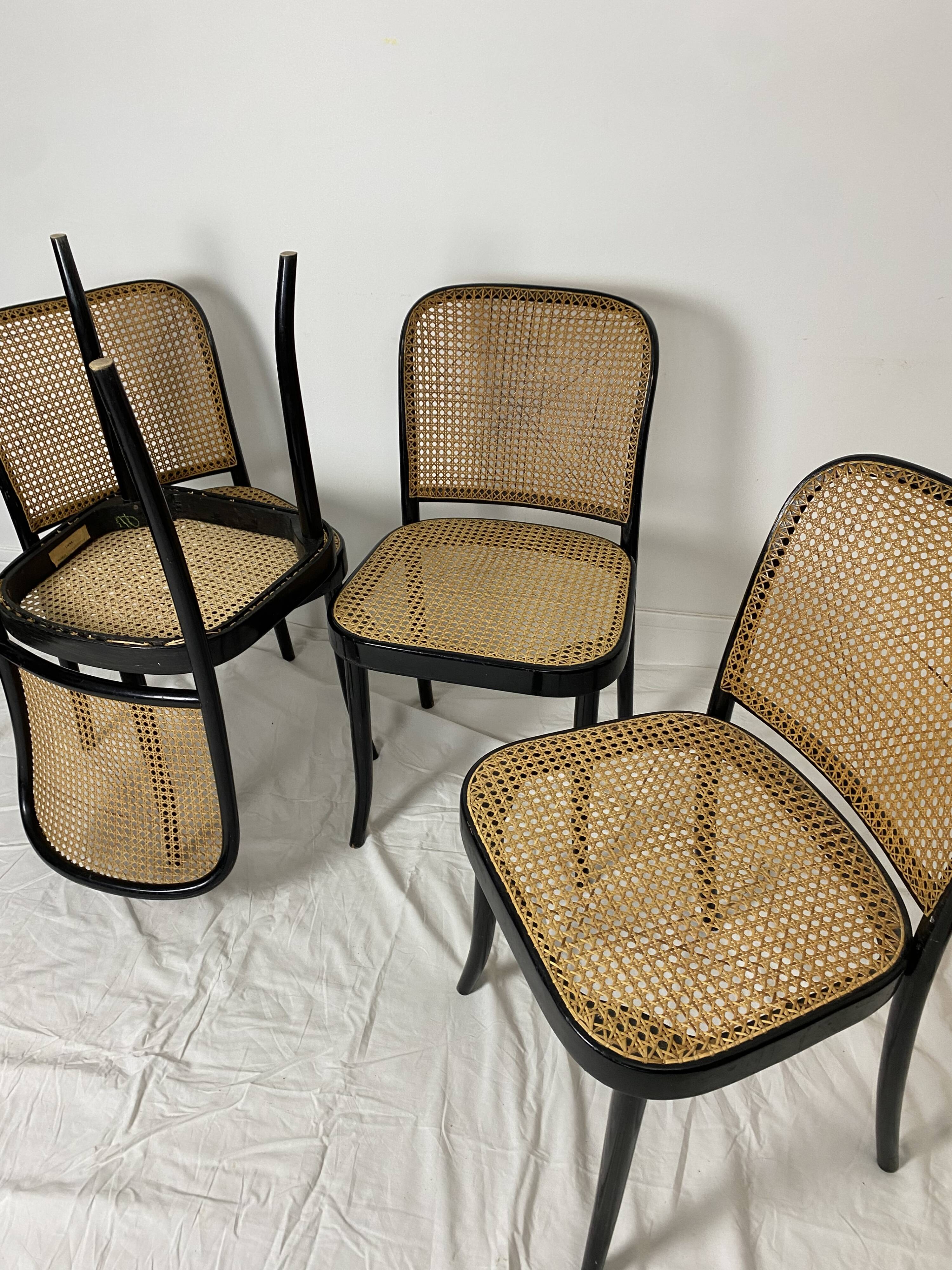 Chaise cannage et bois courbé Josef Hoffman n811