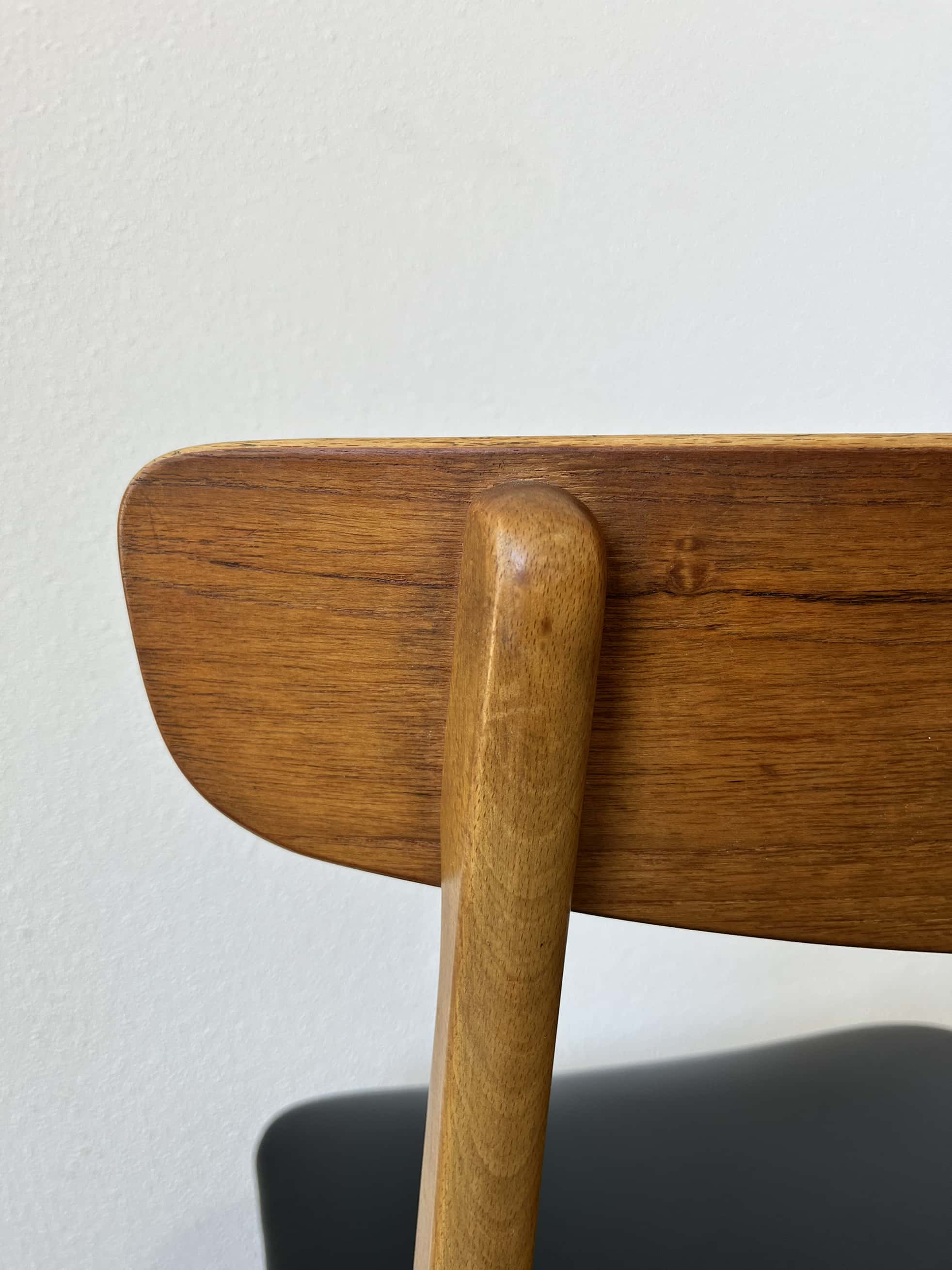 Vintage Danish set of 6 chairs teak - skai