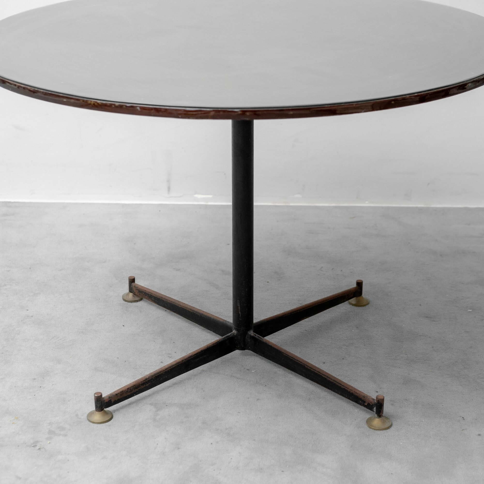 Vintage round table in wood and glass with metal base, 1970s modernist