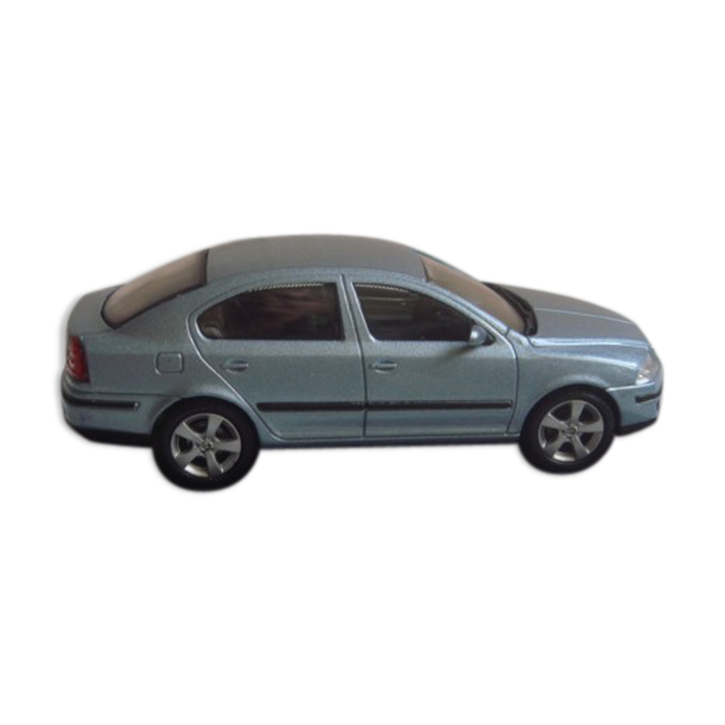 Skoda octavia 1996 silbergrau abrex 1/43