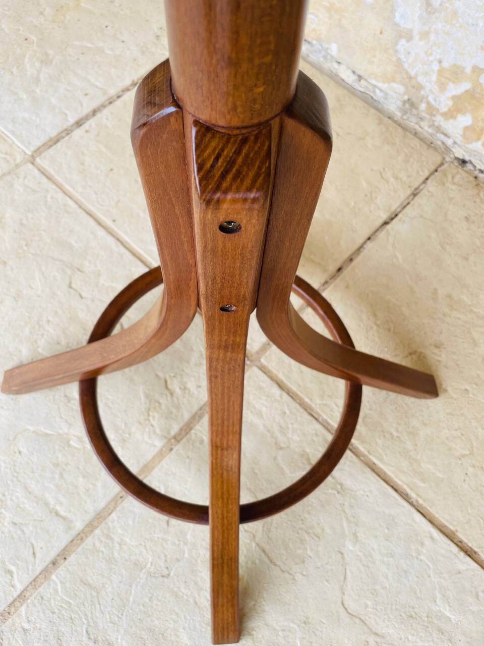 Vintage coat rack on feet by Baumann, circa 60s