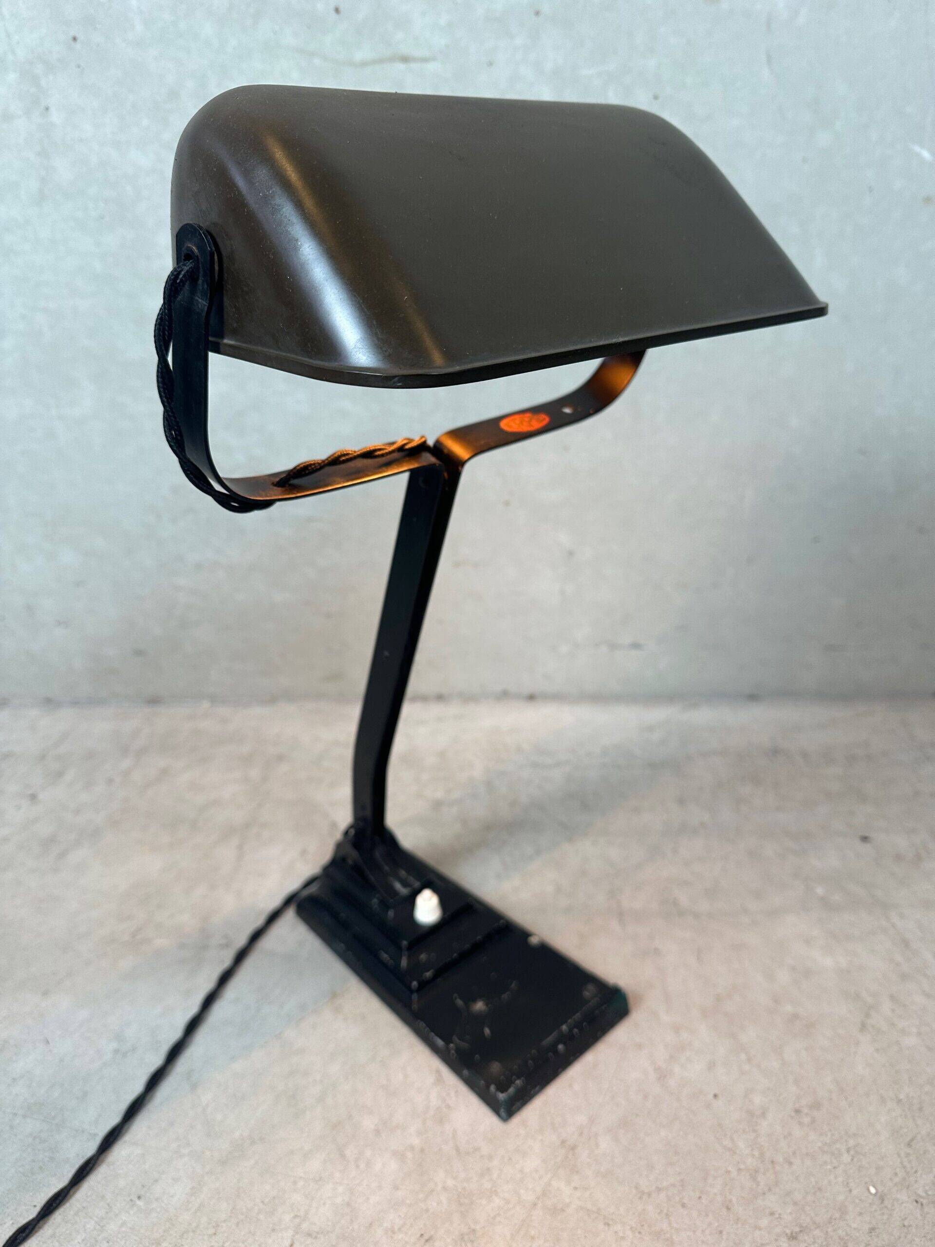 Lampe notaire Erpe originale – bakélite