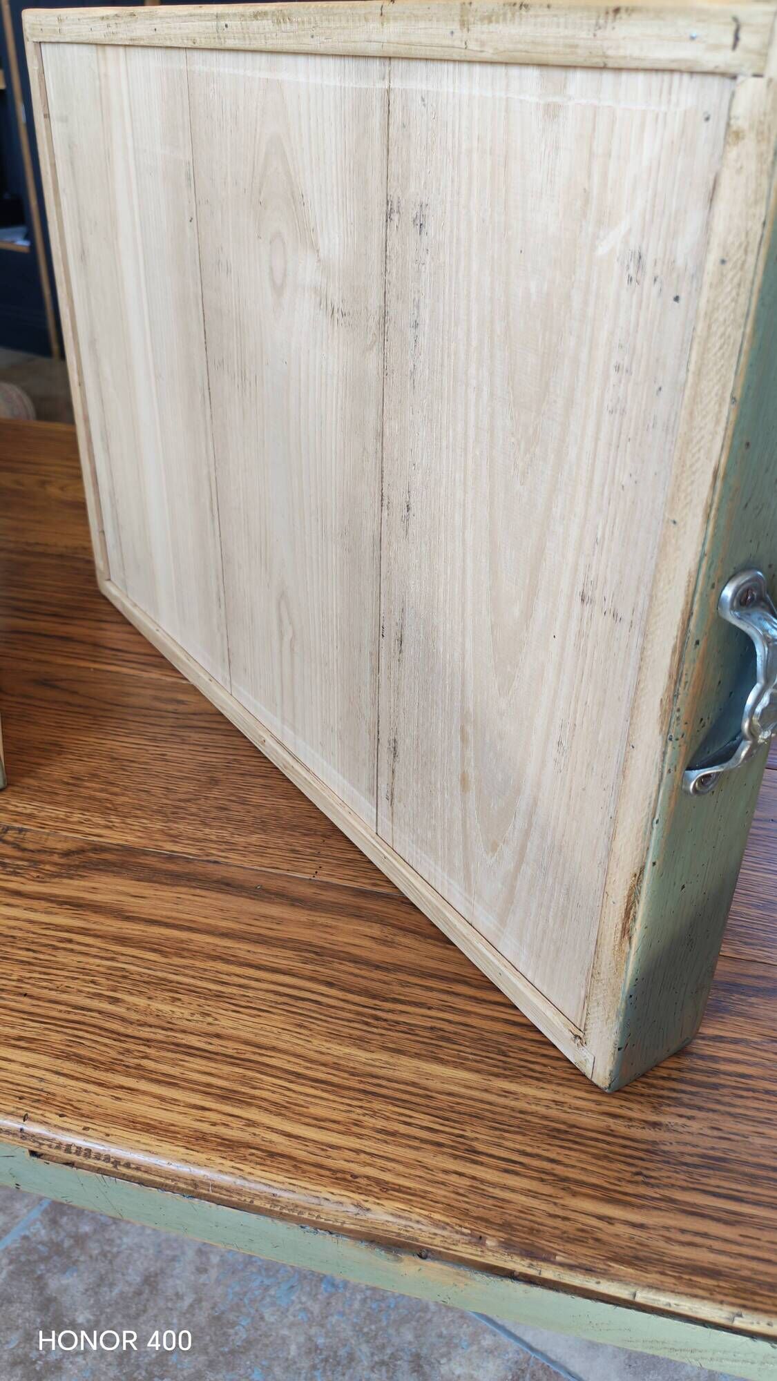 Solid oak farmhouse table with two drawers and two extensions, 306 cm.