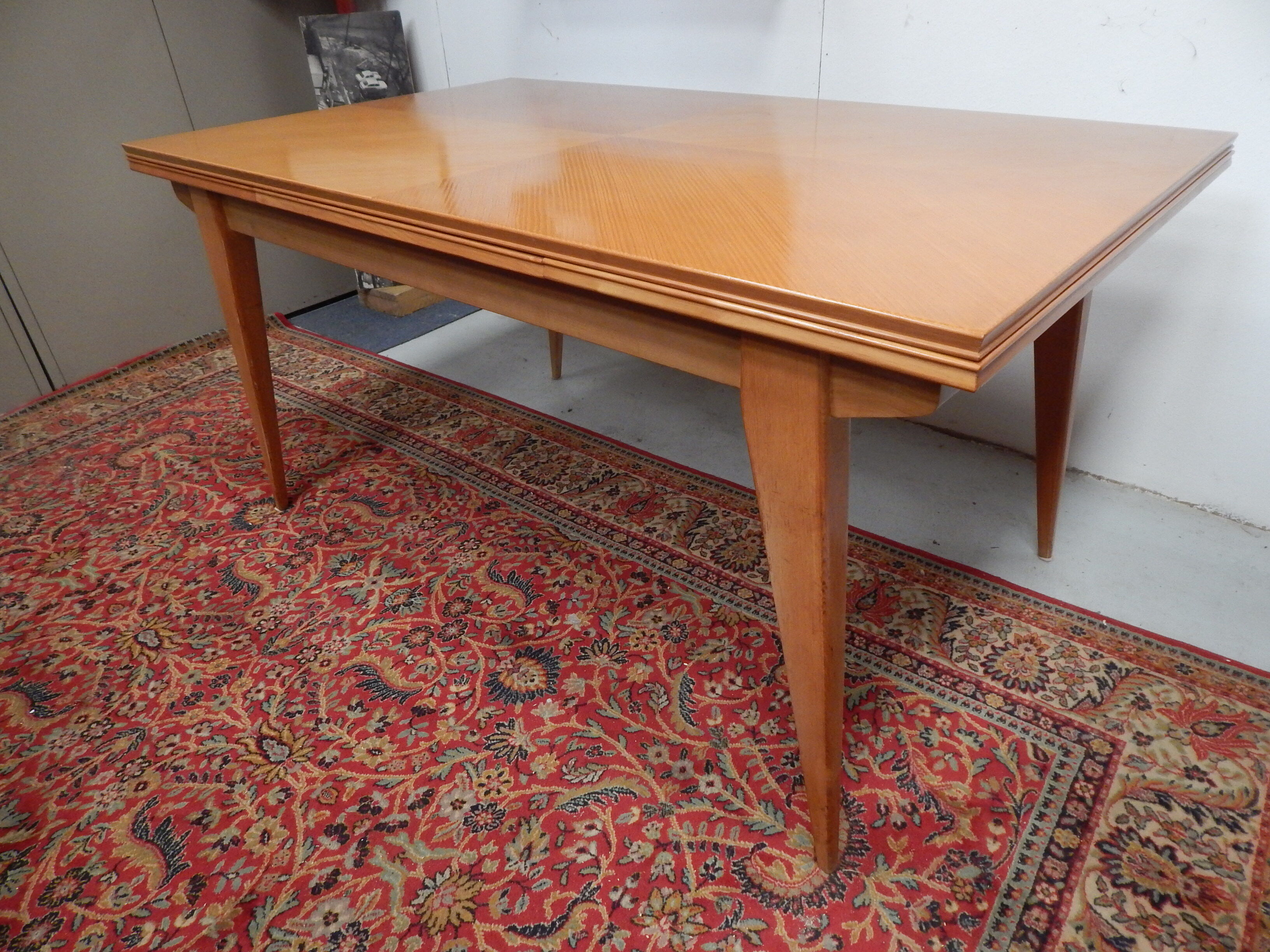 Extending table with vintage compass legs 50s
