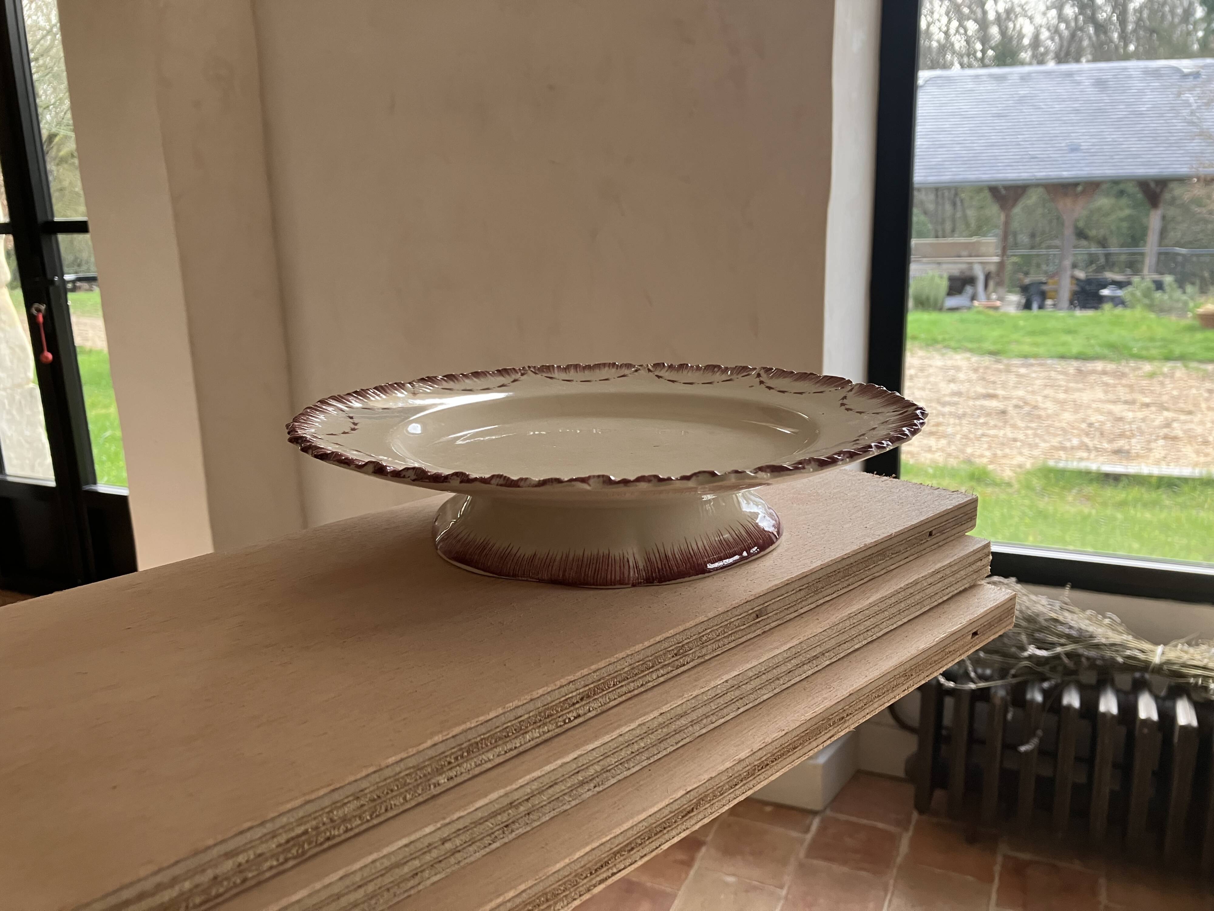Wedgwood dinner service, 43 pieces.