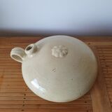 Ancient Gourd hot water bottle shape toad in beige sandstone