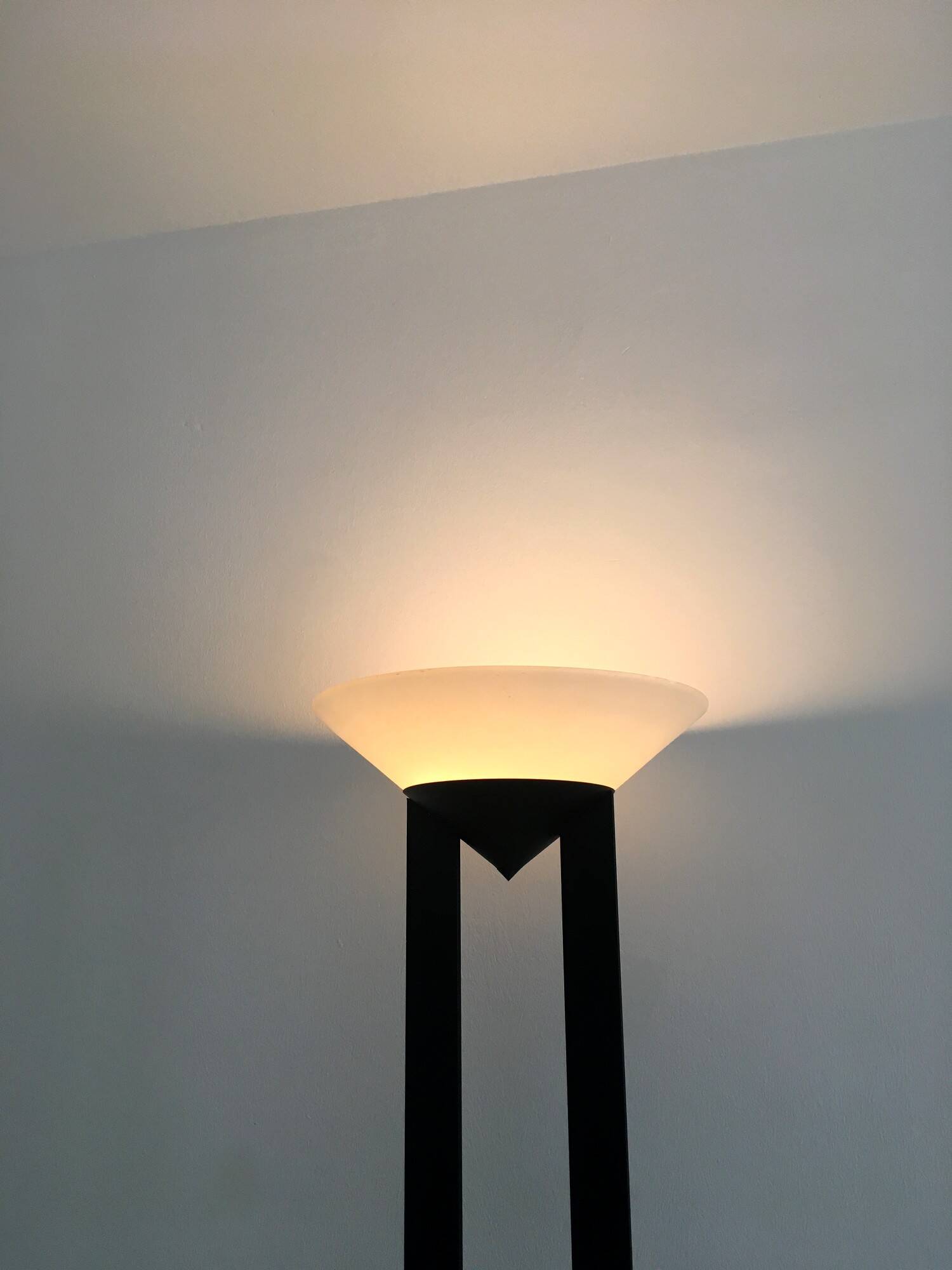 Vintage Italian floor lamp from the 80s