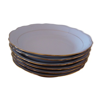 6 assiettes creuses en porcelaine fine blanche, signées Ph. Deshoulières, bords festonnés dorés