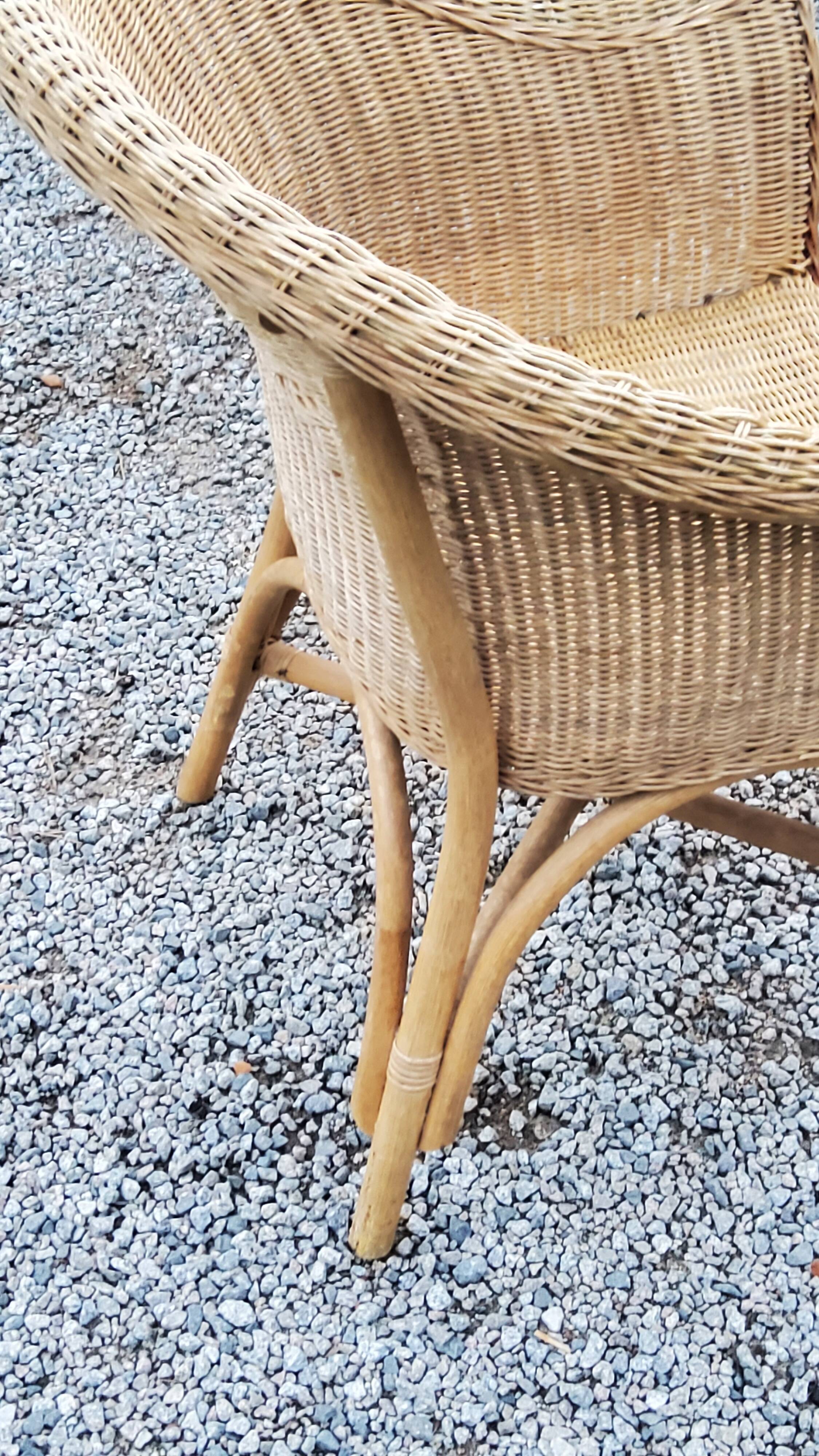 Pair of armchairs and bench in rattan and bamboo from the 60s/70s