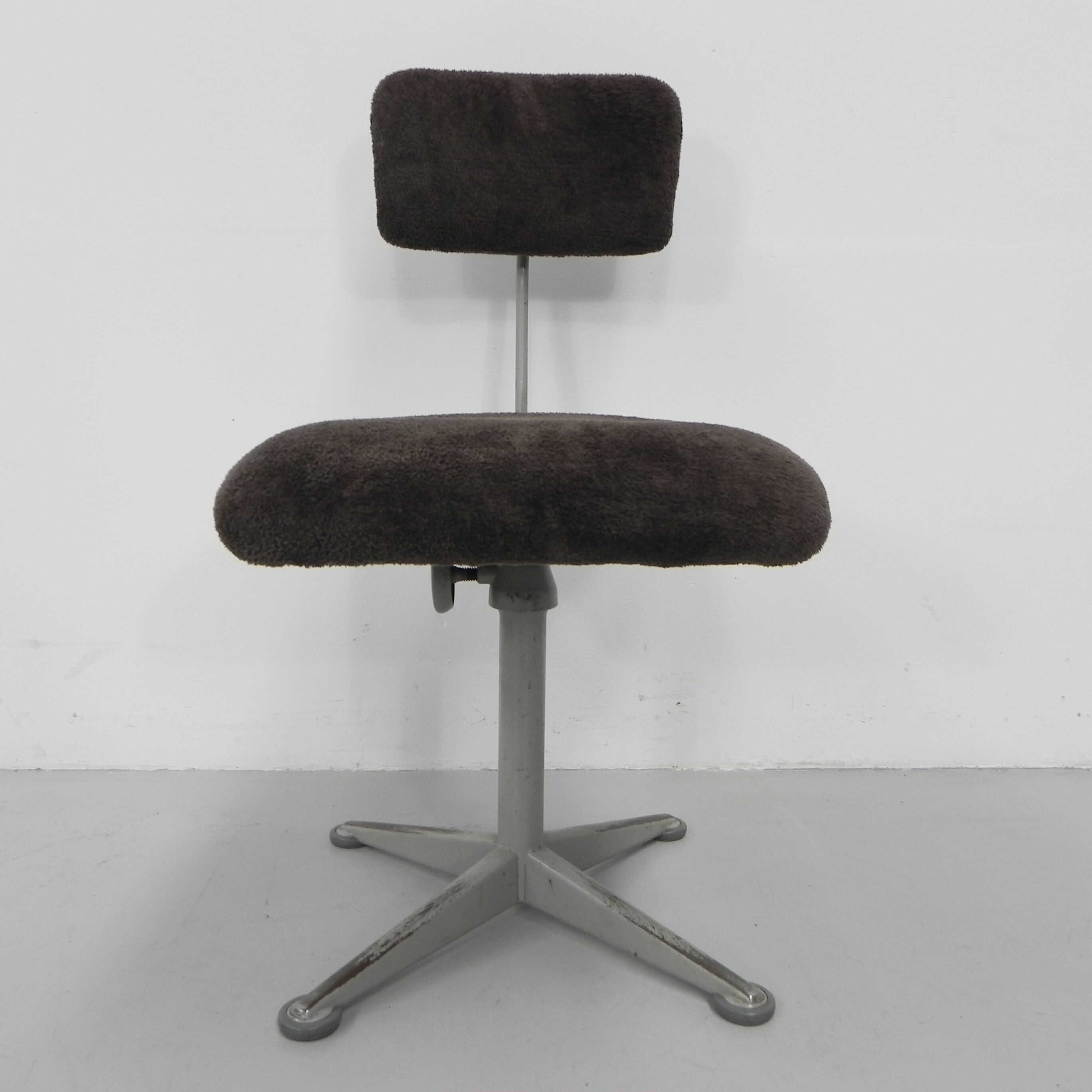 Studio chair, architect's chair Ahrend de Cirkel