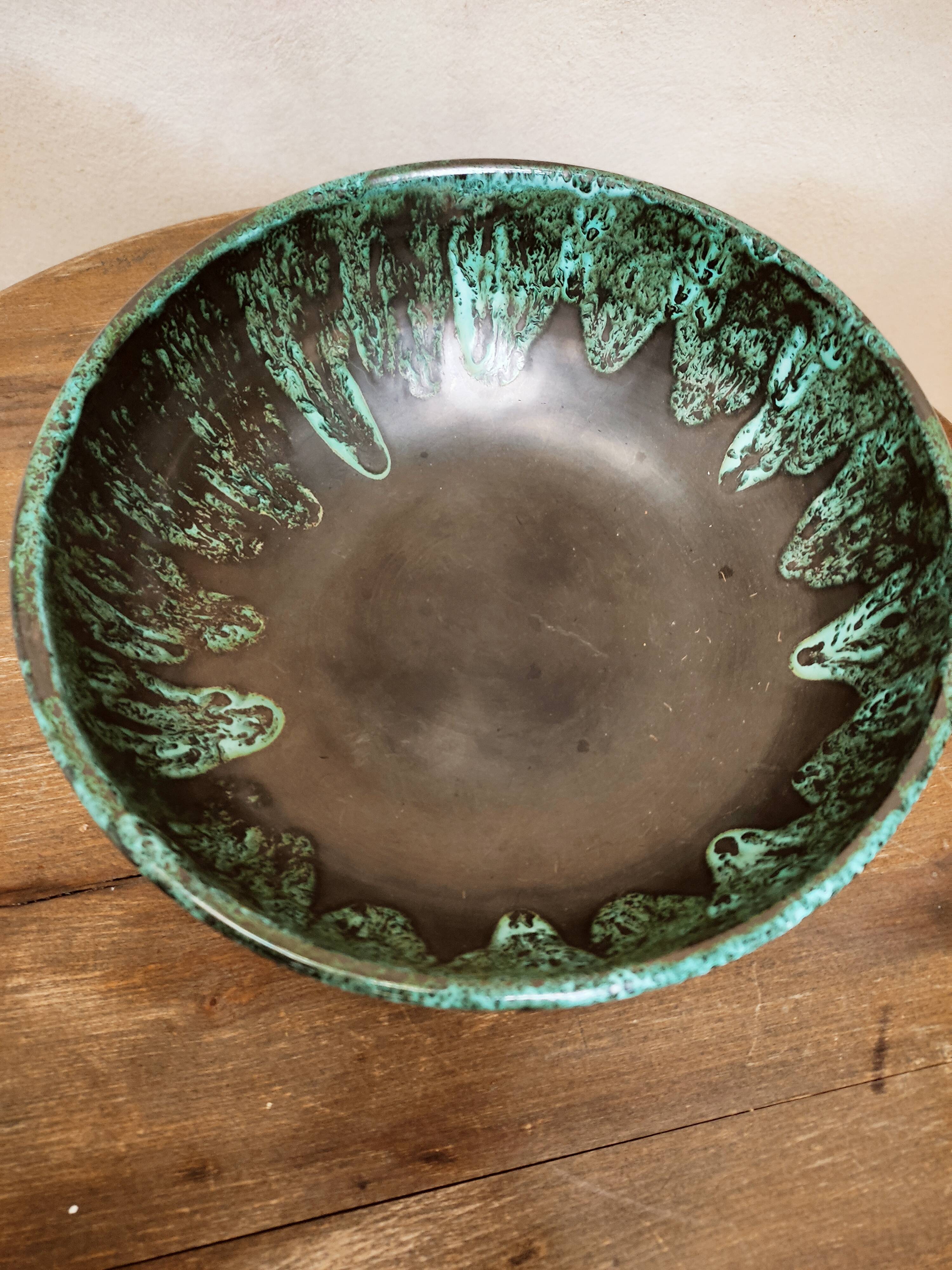 Ceramic bowl