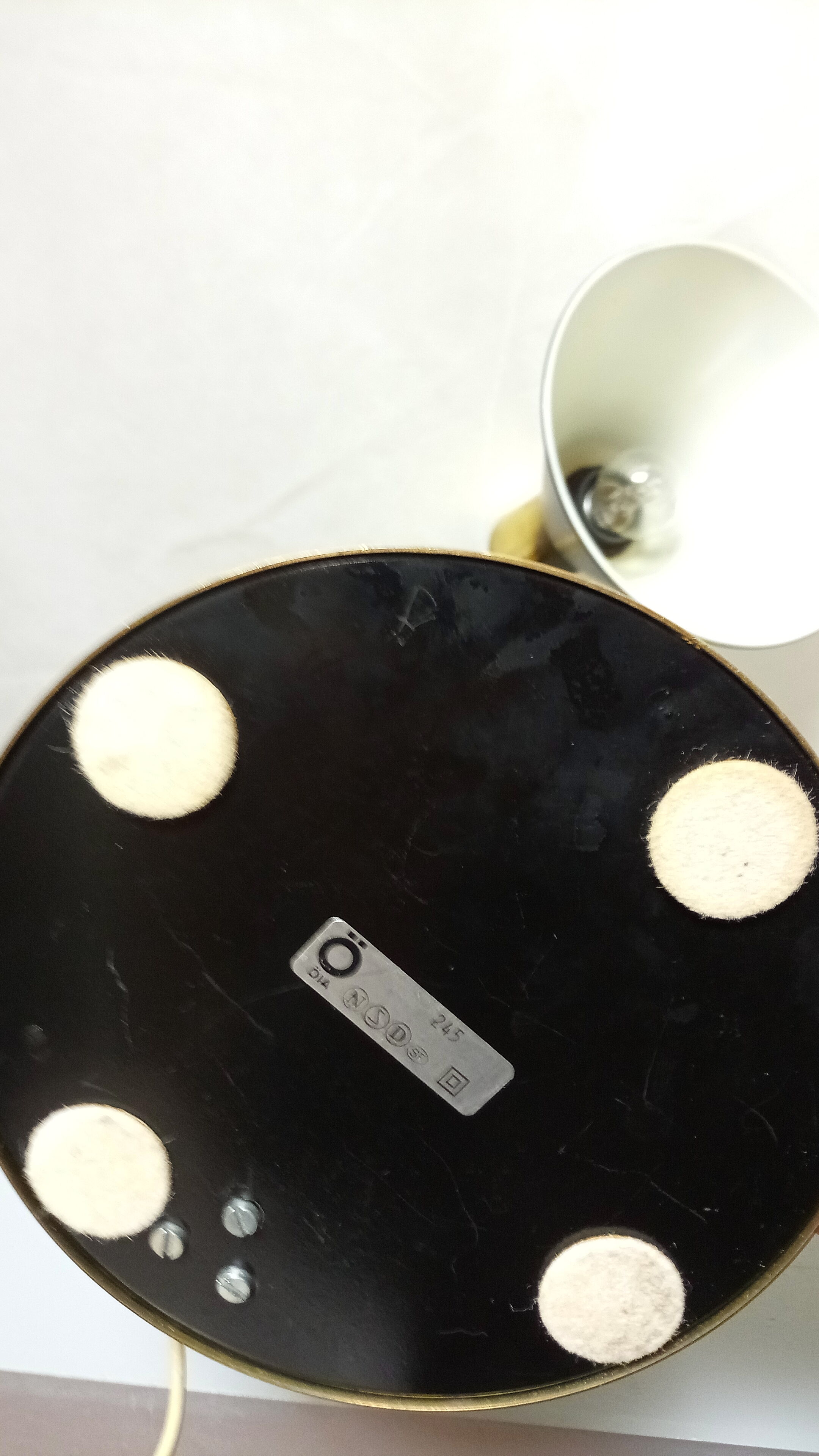 Lampe de table suédoise d’öia en laiton