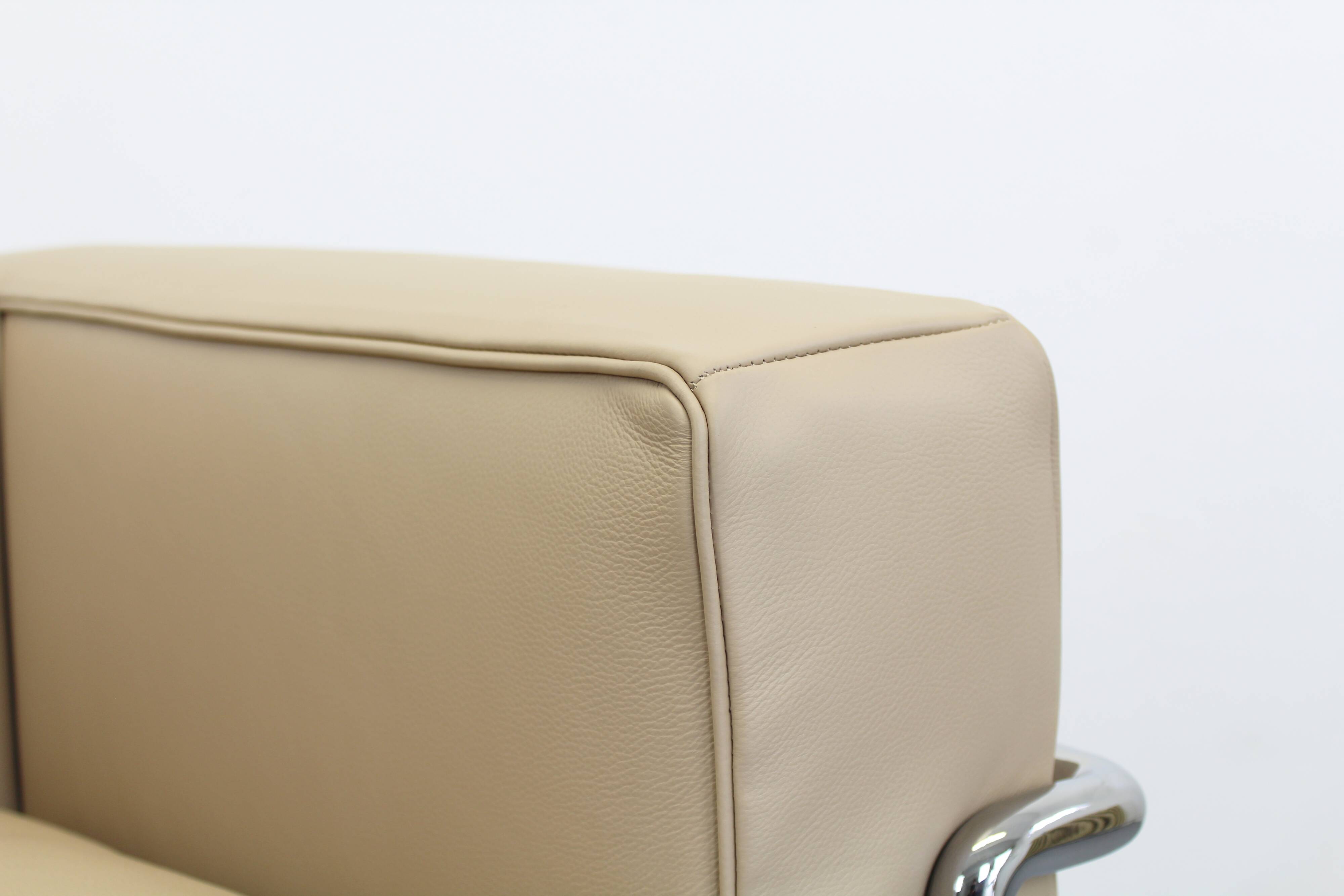 Lc2 Le Corbusier, Cassina, Charlotte Perriand