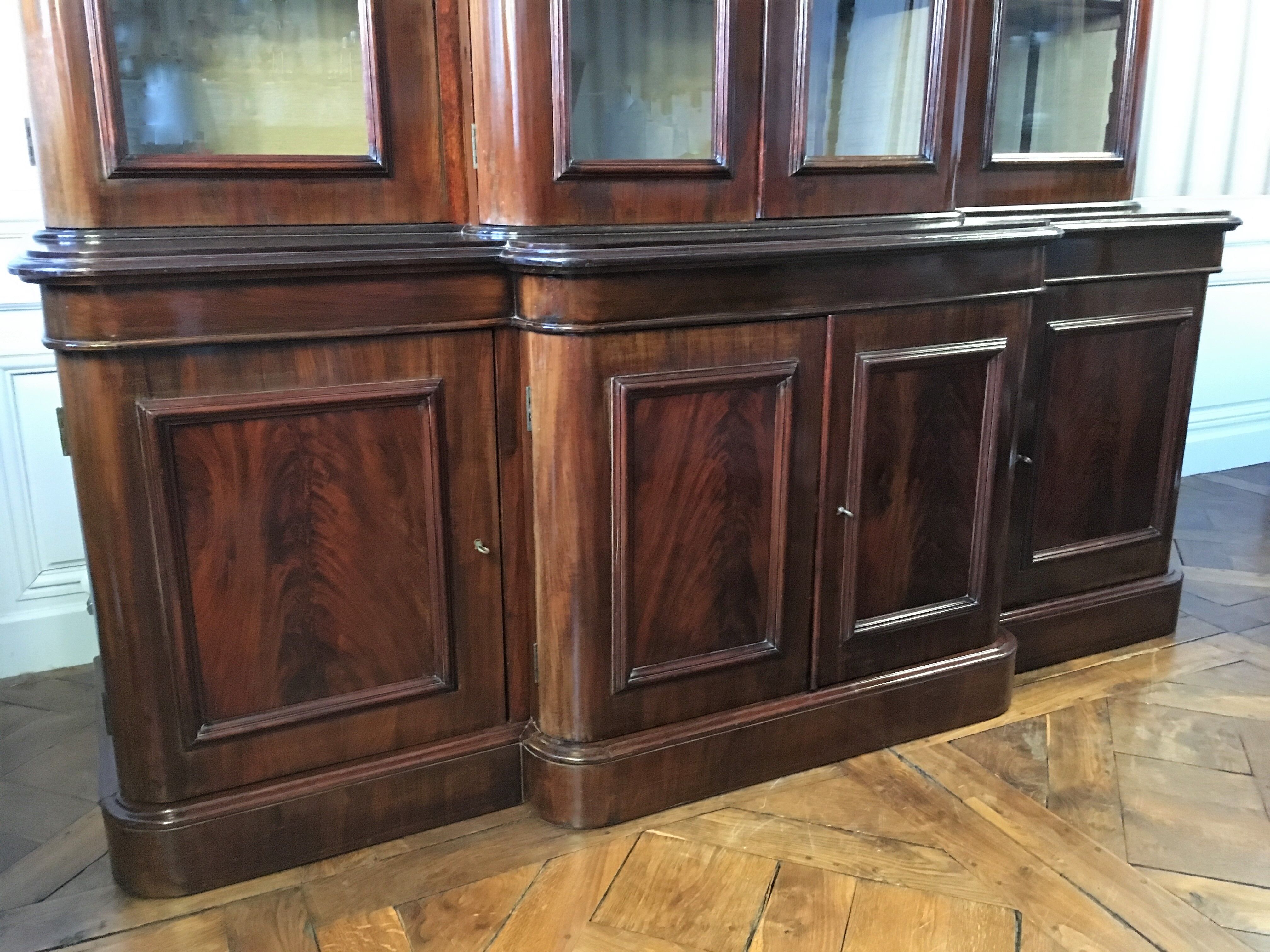 Stamped Victorian bookcase Wylie & Lochhead mahogany end XIX