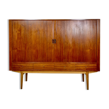 Buffet danois en teck du milieu du siècle par Arne Vodder années 1960
