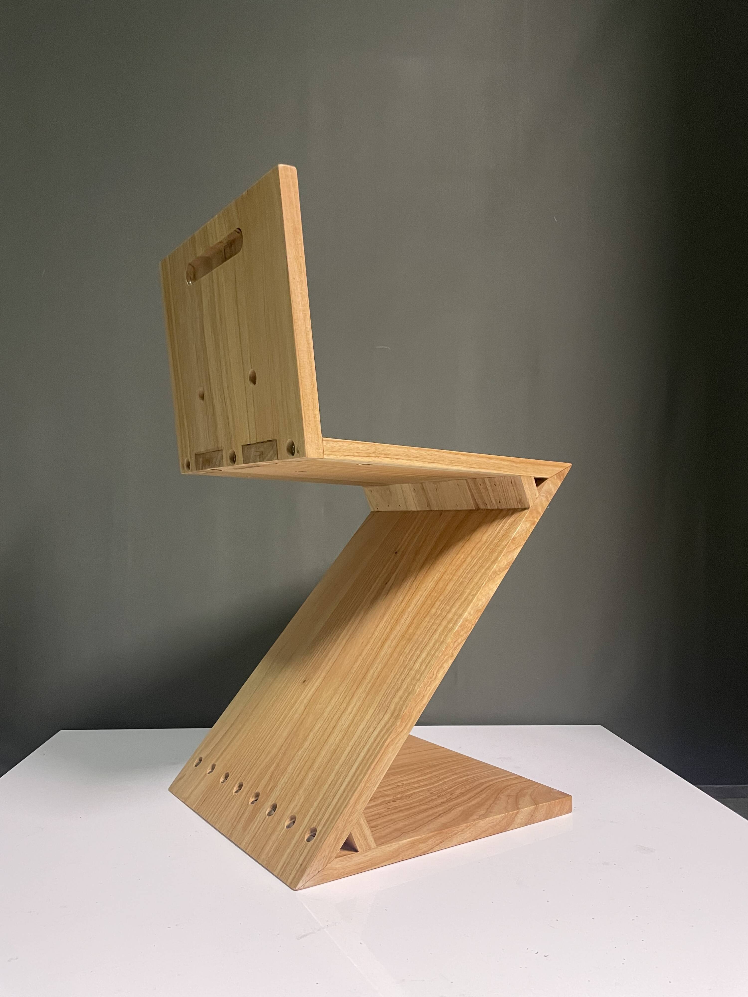Zig Zag Chair after Gerrit Rietveld